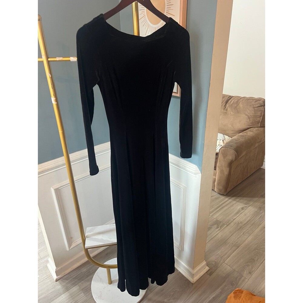 Alexia armor black dress velvet long sleeve dress Halloween size medium